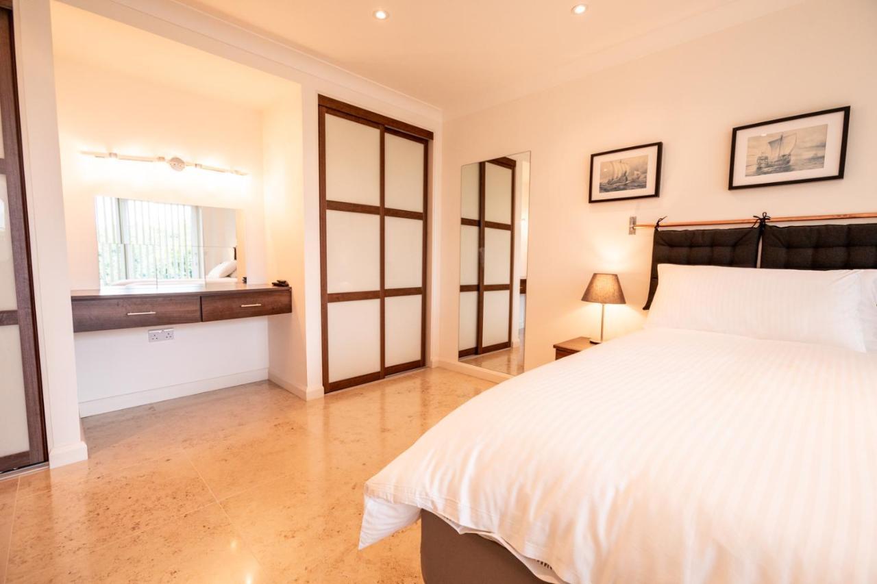 לינה וארוחת בוקר ניופורט Ecton House מראה חיצוני תמונה